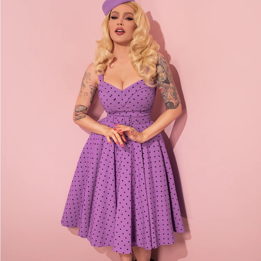 Micheline Pitt Vixen lavender maneater M